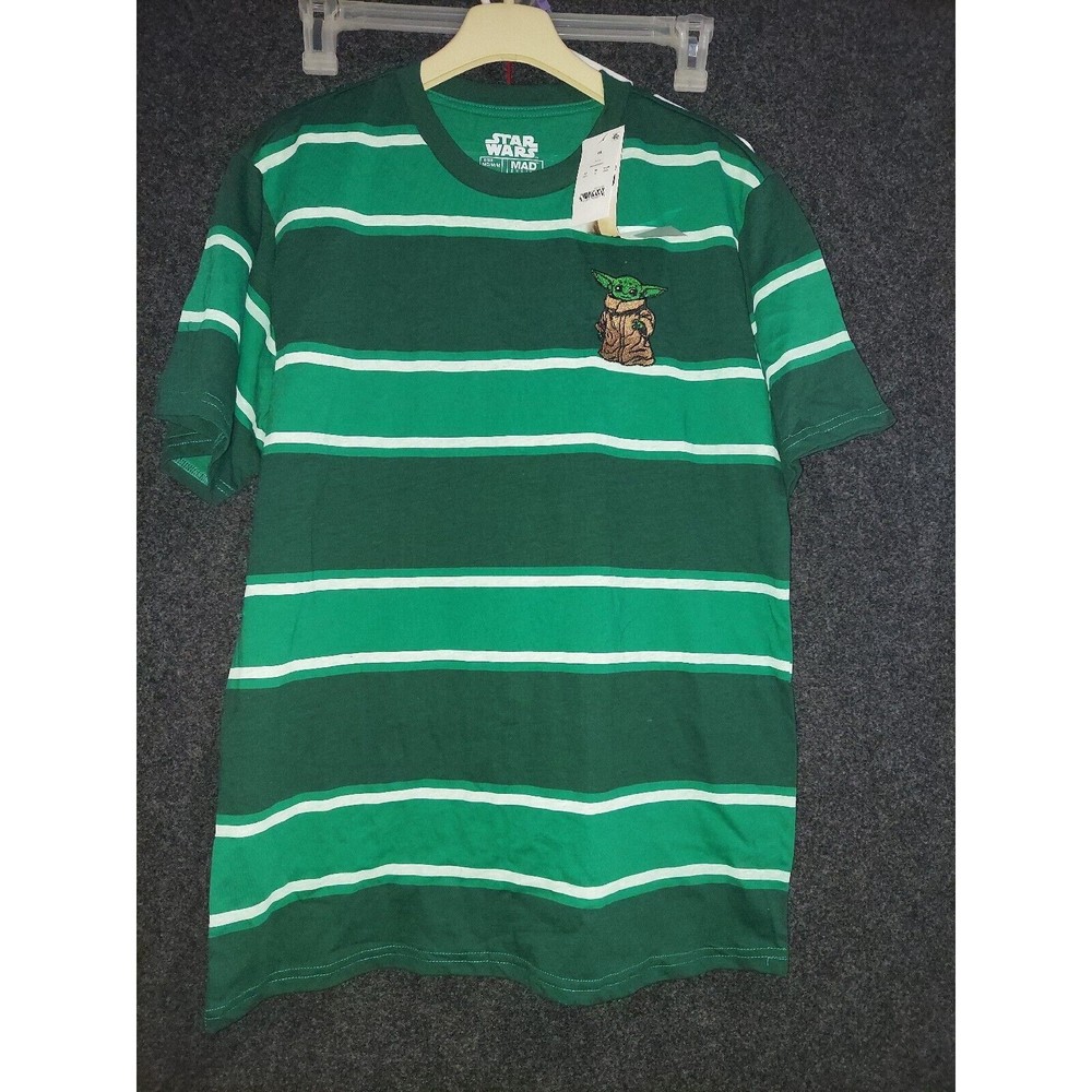Star Wars Mandalorian Green Striped T-shirt Mad Engine Men's medium NWT